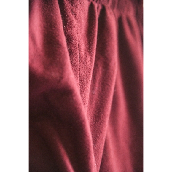 Mossimo Maroon Retro Shorts - Picture 2 of 4